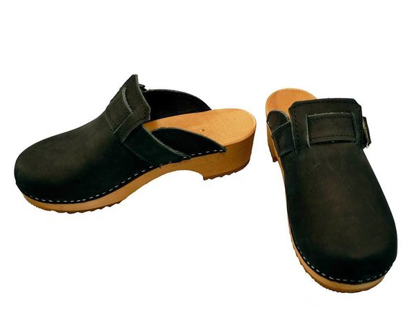Nubuk leather Clogs with buckle black